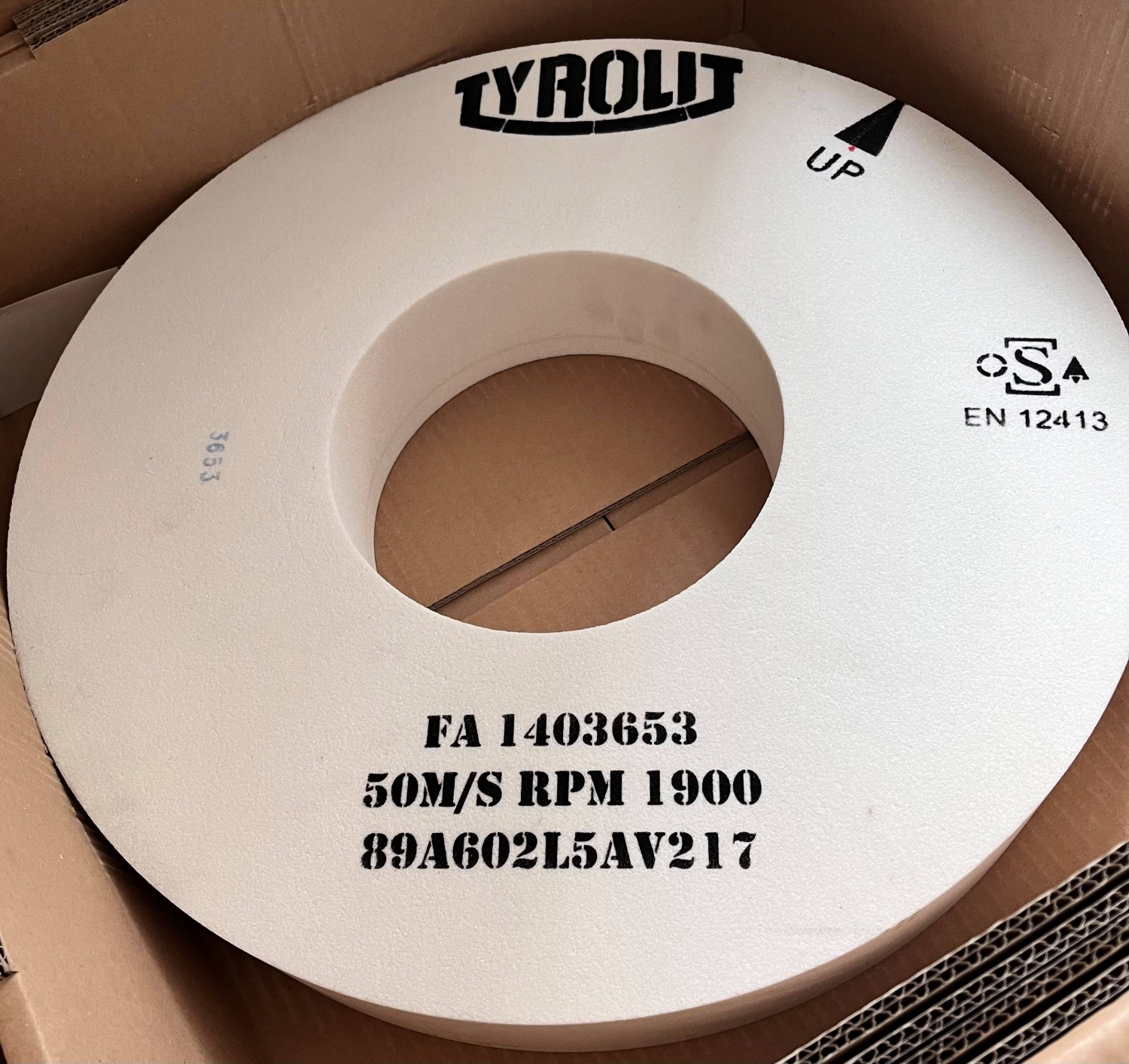 Tyrolit kerámia köszörű korong 500x80x203