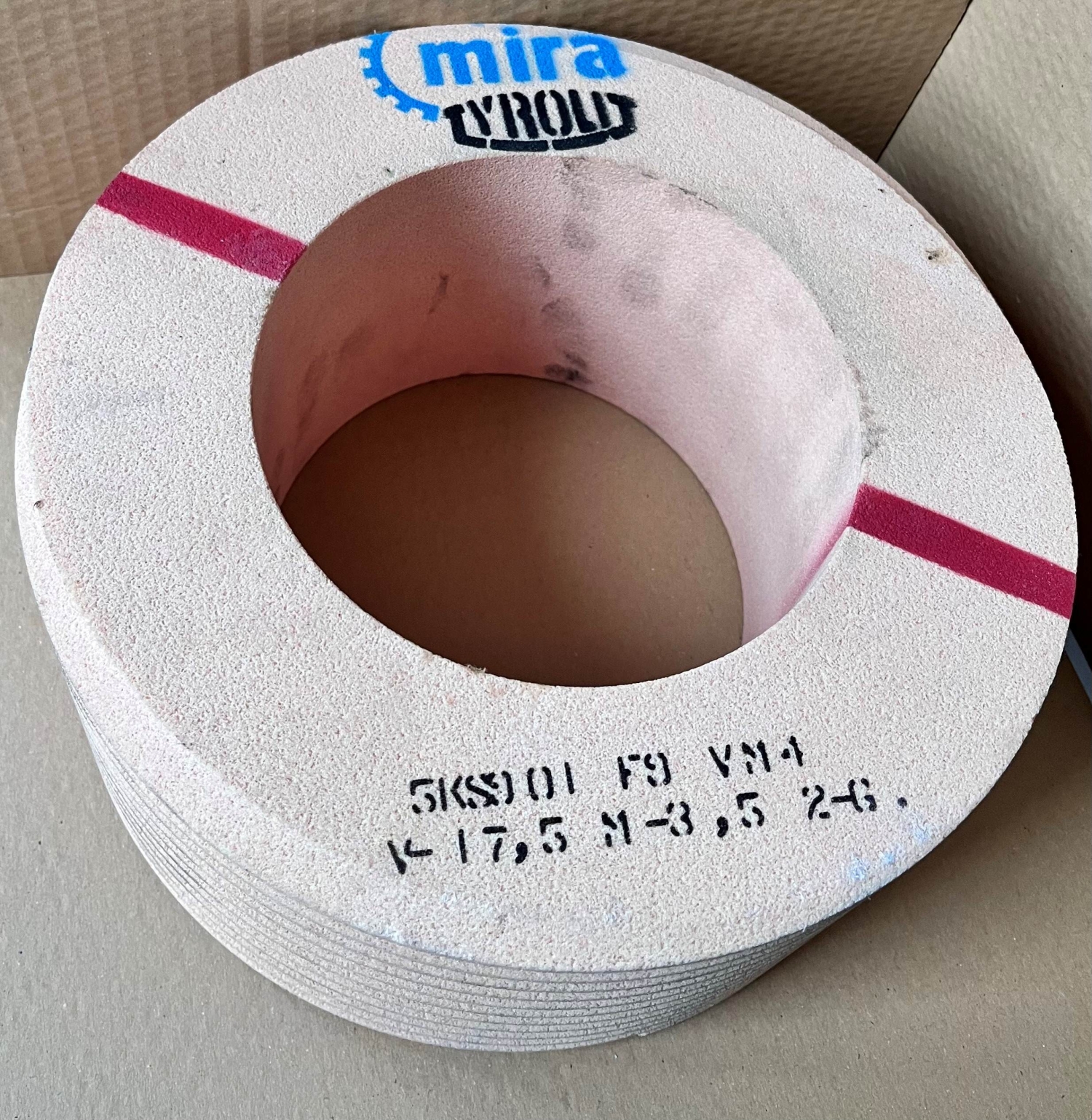 Tyrolit kerámia köszörű korong 275x125x160